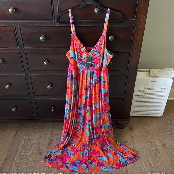 NWT Torrid Maxi Dress Womens 12 Soft Mesh Rouched Orange Floral Tropical Boho - Picture 1 of 15